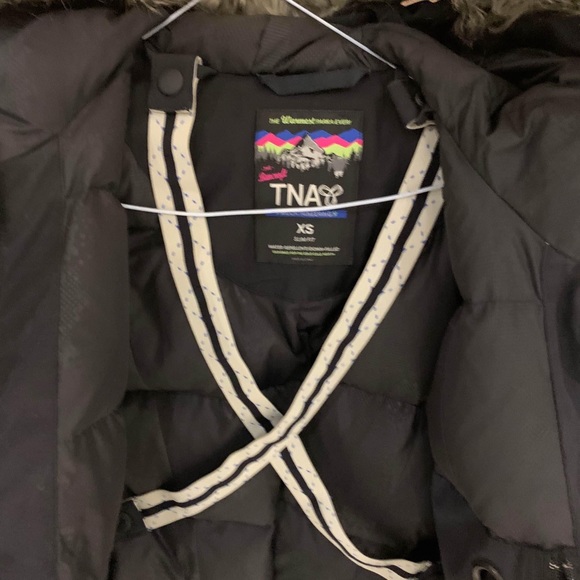 TNA Bancroft Parka - Picture 3 of 7